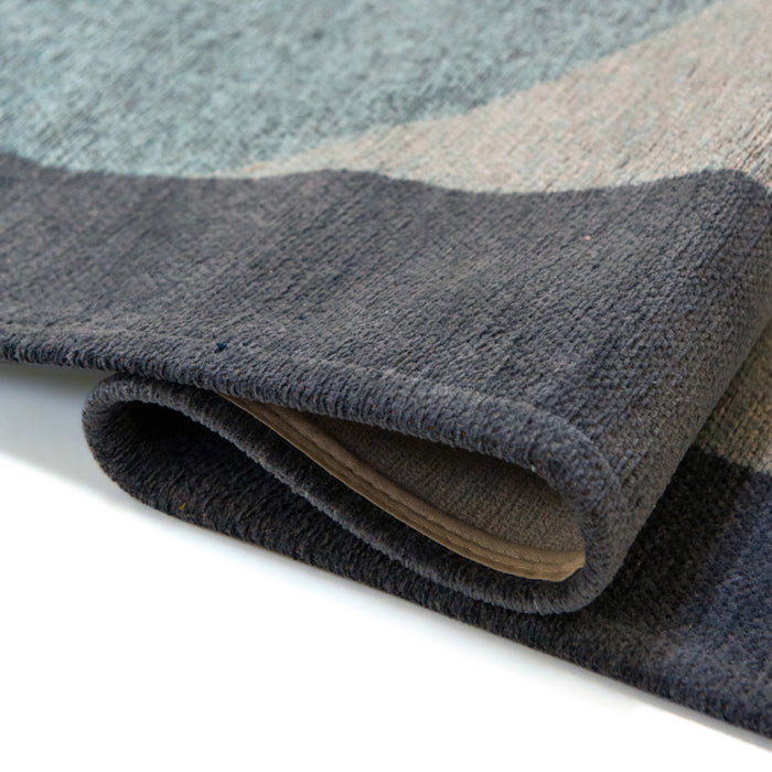 330104-x03-202506120235-C.jpg (10355319)