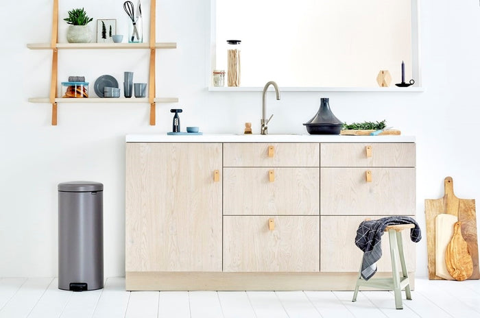 Brabantia NewIcon Pedaalemmer 30 L - Platinum