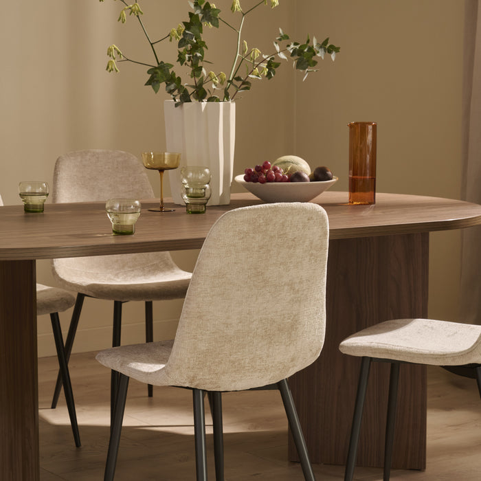 326537_Close_Square.jpg (10327404) 