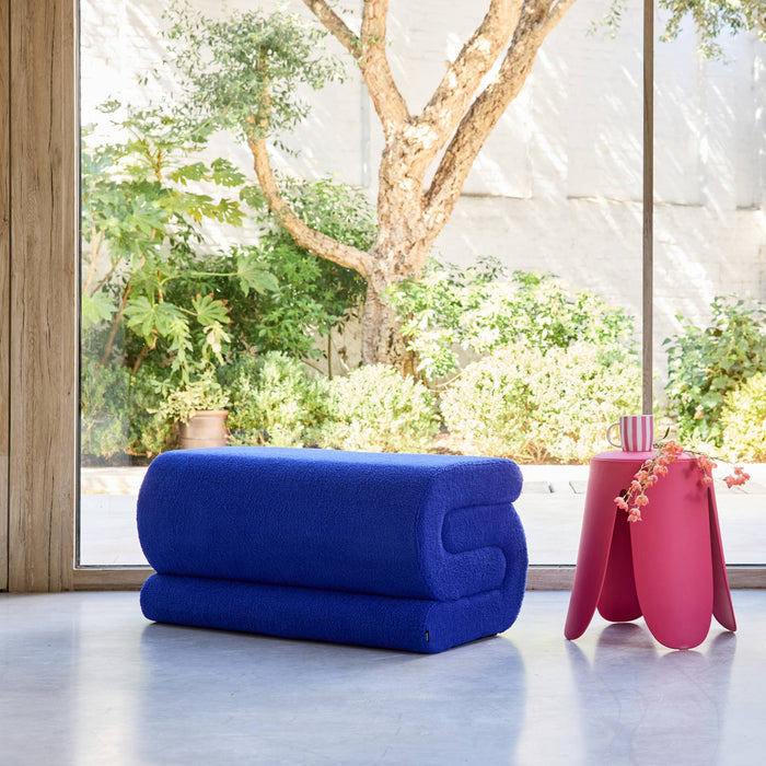 sweeek - Designbank boucléstof 1-2 zitplaatsen