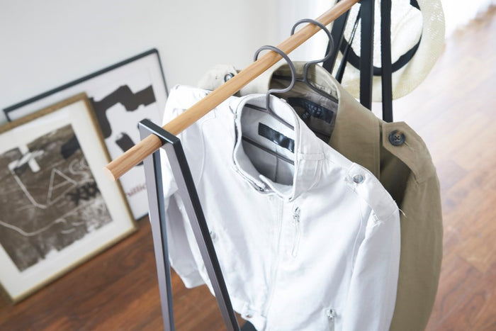 Yamazaki Kledingrek 2.0 met Plank