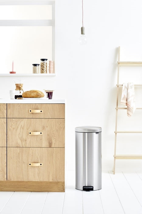 Brabantia NewIcon Pedaalemmer 30 L - Matt Steel