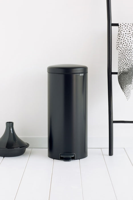 Brabantia NewIcon Pedaalemmer 30 L - Mat Zwart