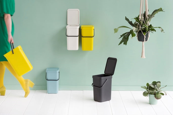 Brabantia Sort & Go Afvalemmer / Opberger 12 L - Donkergrijs