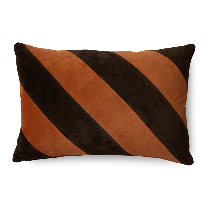 322456-x03-202402170222-C.jpg (7959637) 